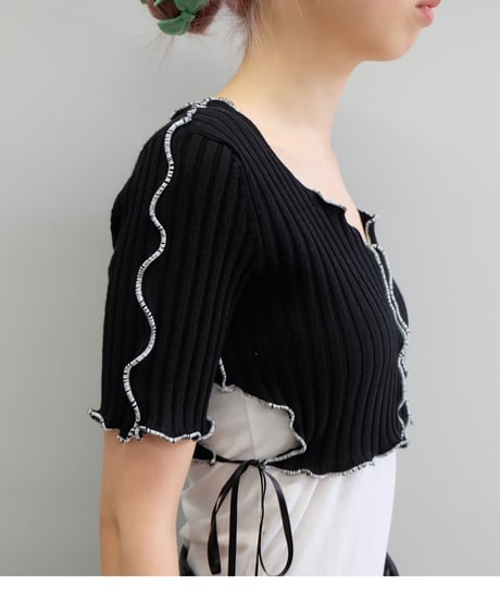 Remake Frilll line Tops
