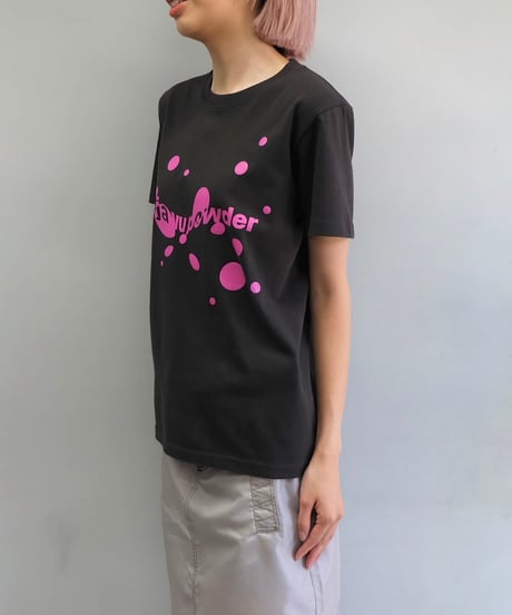 Labyrins   Dot  Tshirt   Charcoal