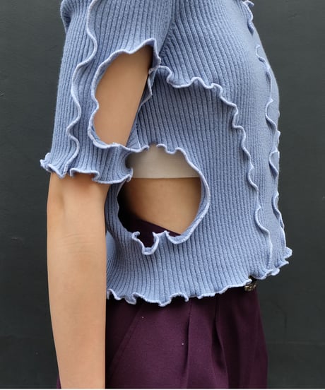Frill Line Tops