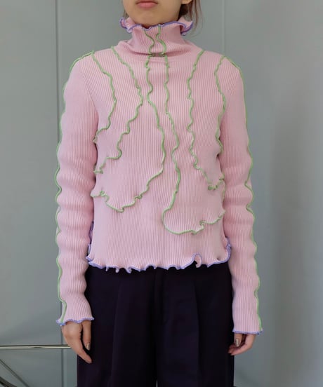 Frill Line Tops