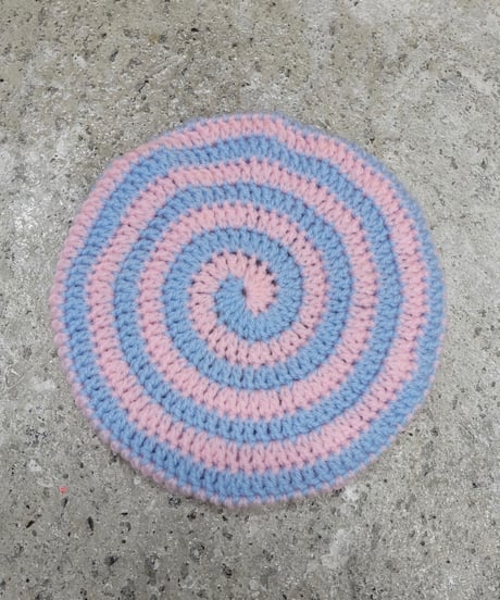 Labyrins   Spiral Knit Tam