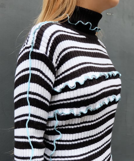 Frill Line Tops 4