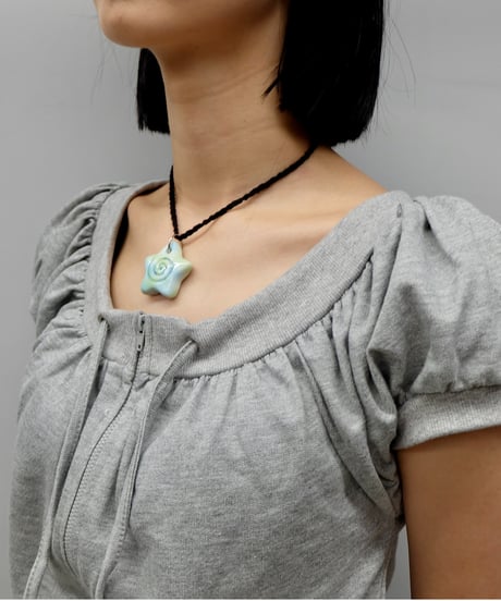 Labyrins x Sugascoop Ceramicnecklac 1