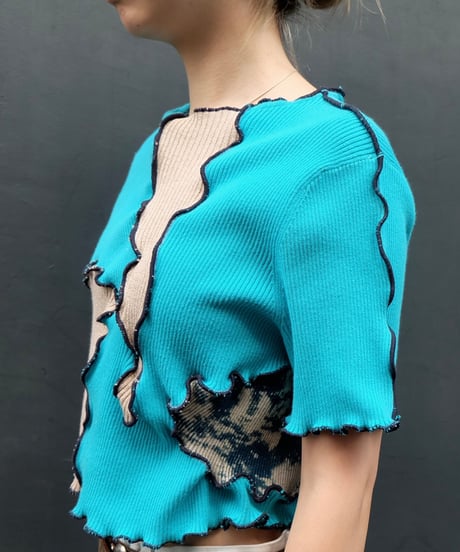 Frill Line Tops