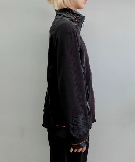 Vintage    Design Tops