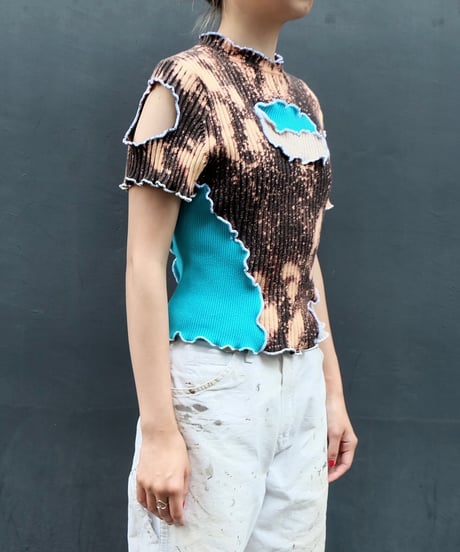 Frill Line Tops