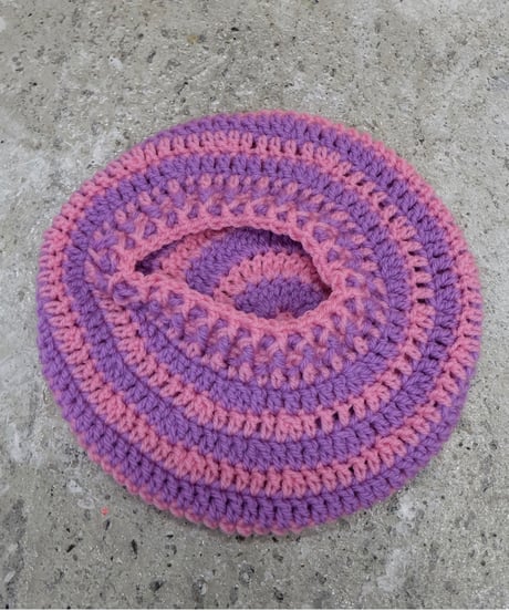 Labyrins   Spiral Knit Tam