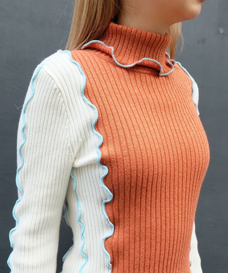 Frill Line Tops　７