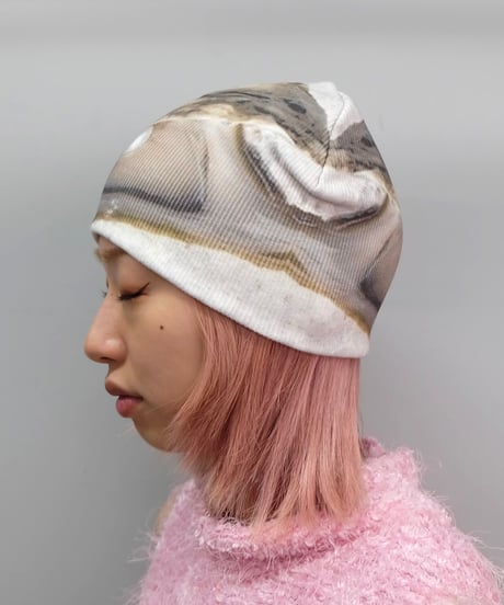 Labyrins Picture Beanie 3