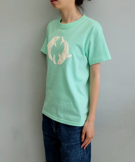 Labyrins  Two Dolphin Tshirt Green