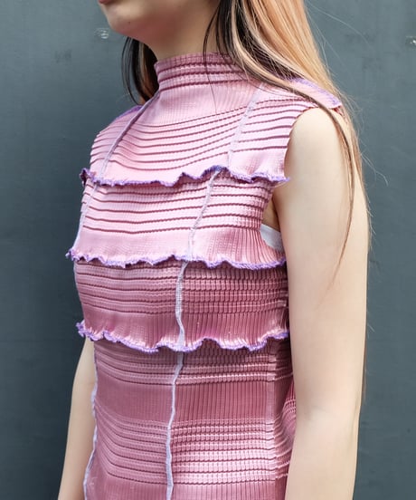 Frill Line Tops