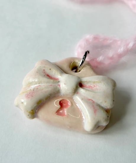 Labyrins x Sugascoop Ceramic necklace 10