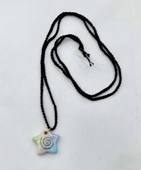 Labyrins x Sugascoop Ceramicnecklac 8