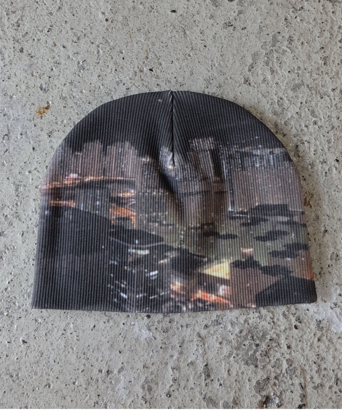 Labyrins Picture Beanie 9 | Shury