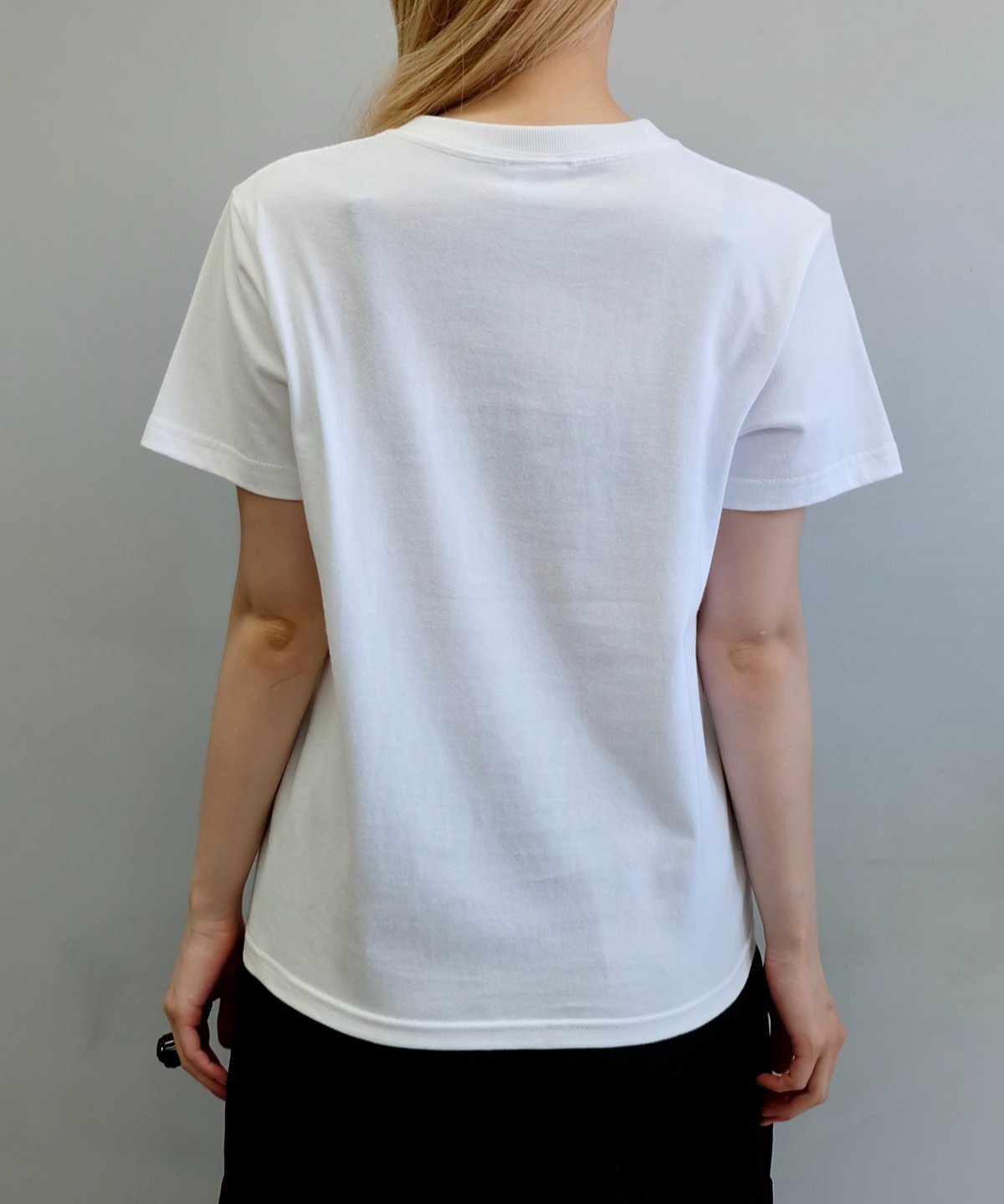トップス shury labyrins horse t shirt Labyrins Dont Cry Horse Tshirt Navy | Shury