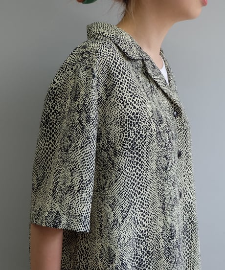Vintage   Design Shirt