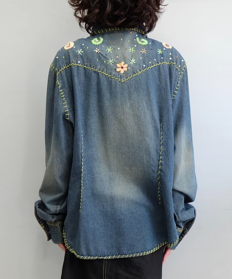 Vintage   Design Shirt