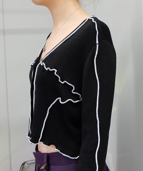 Frill Line Tops