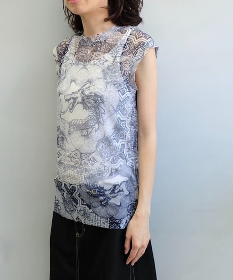 Vintage   DEsign Tops