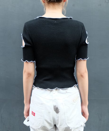 Frill Line Tops