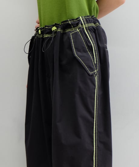 Vintage   Design Short Pants
