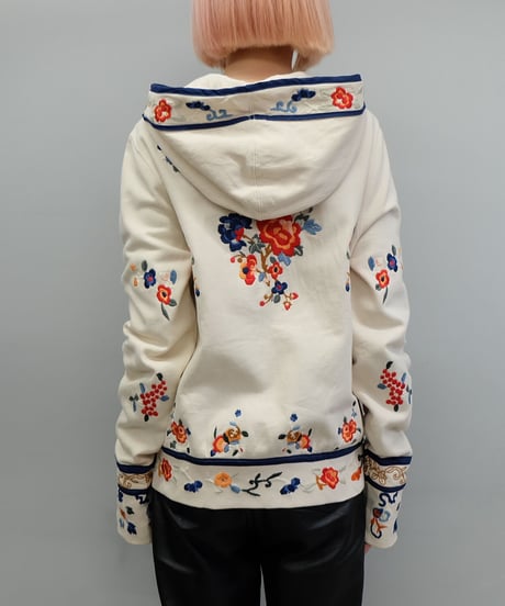 Vintage   Design Tops