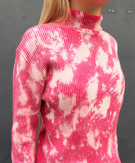 Bleach Turtle Knit 1