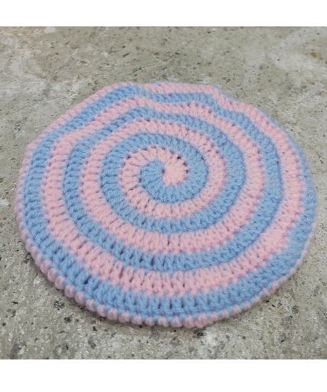 Labyrins   Spiral Knit Tam