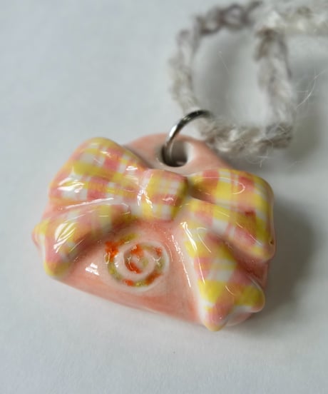 Labyrins x Sugascoop Ceramic necklace 16
