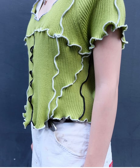 Frill Line Tops