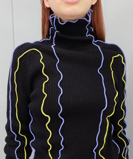 Frill Line Tops 14
