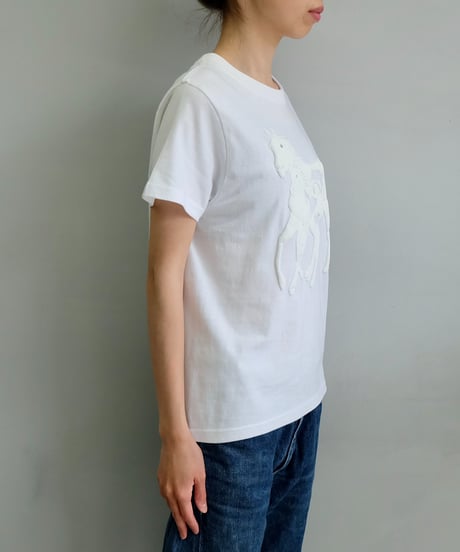 Labyrins  Dont Cry Horse Tshirt White