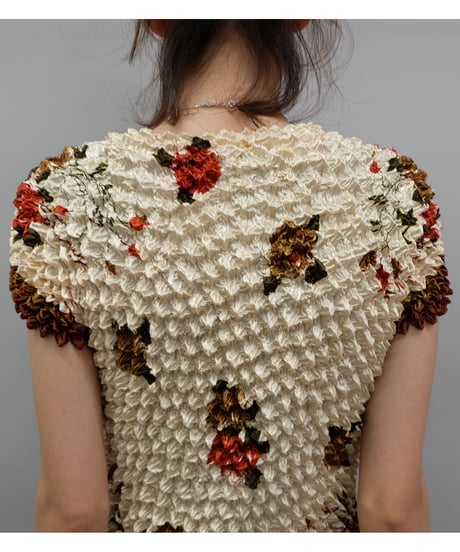 Vintage   Design Tops