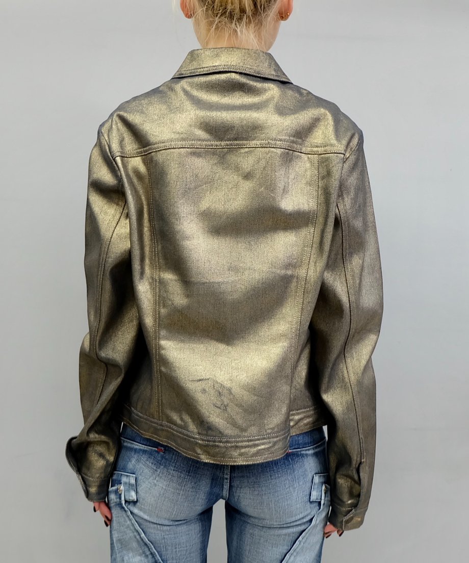 67c55dd61bcd74020de70cad