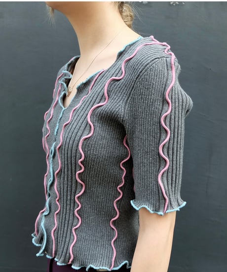 Frill Line Tops