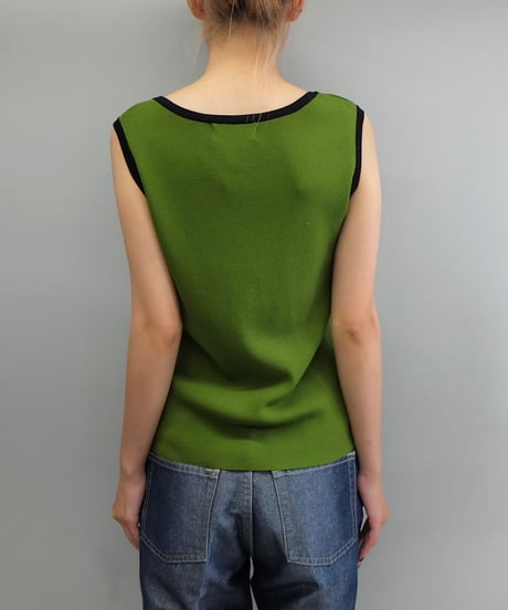 Vintage   Design  Tops