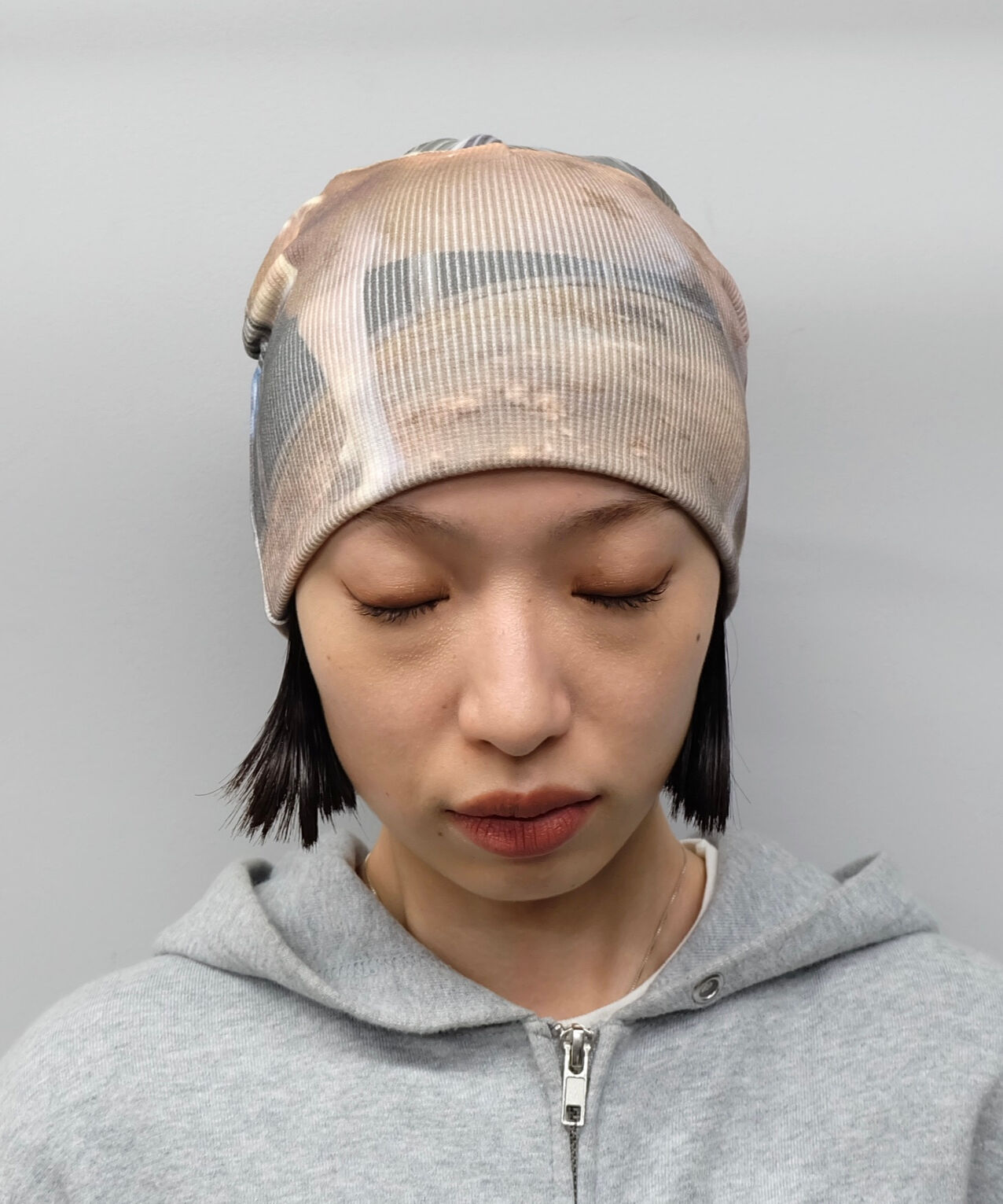 Labyrins Picture Beanie 12 | Shury