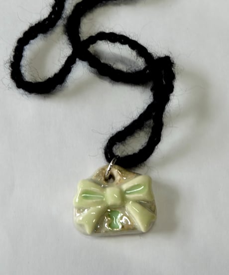 Labyrins x Sugascoop Ceramic necklace 14