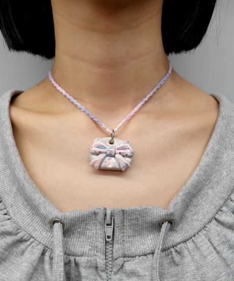 Labyrins x Sugascoop Ceramicnecklac 16
