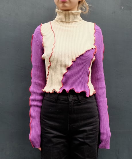Frill Line Tops  21