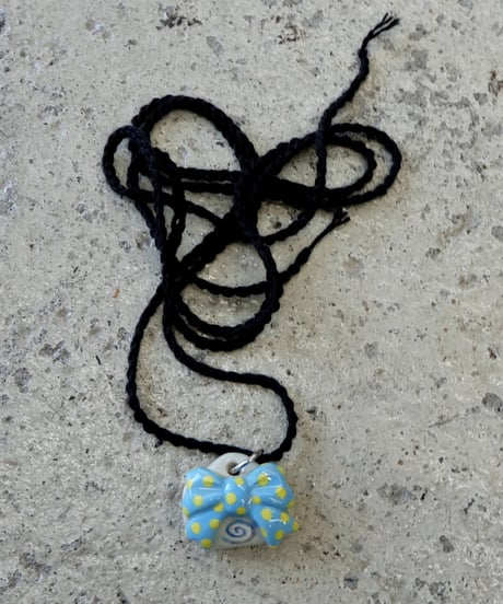 Labyrins x Sugascoop Ceramic necklace 11