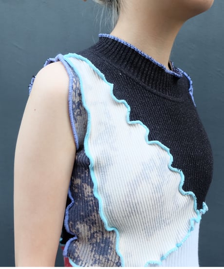 Frill Line Tops