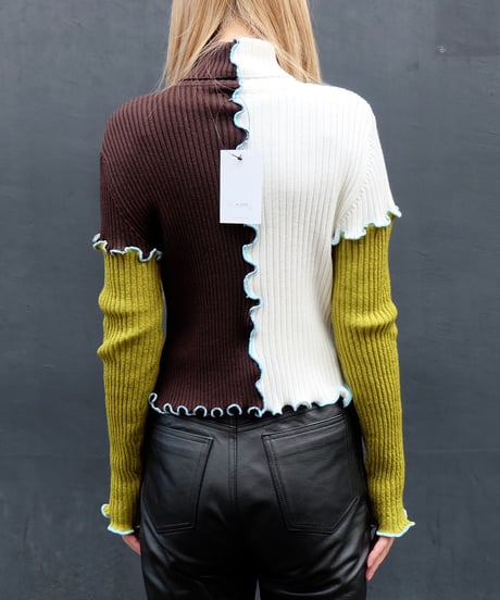 Frill Line Tops 9
