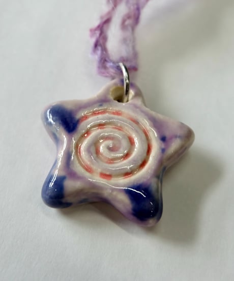 Labyrins x Sugascoop Ceramic necklace 6