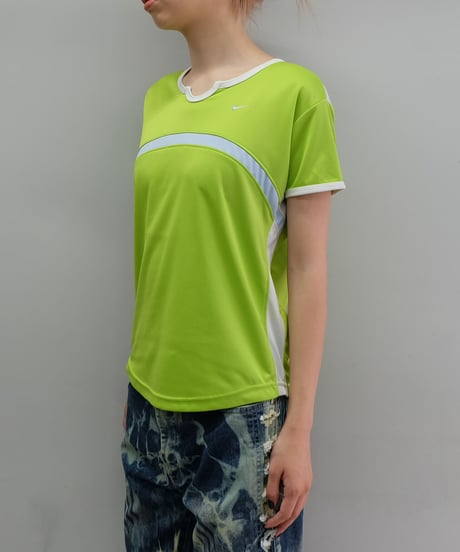Vintage   Design Tops