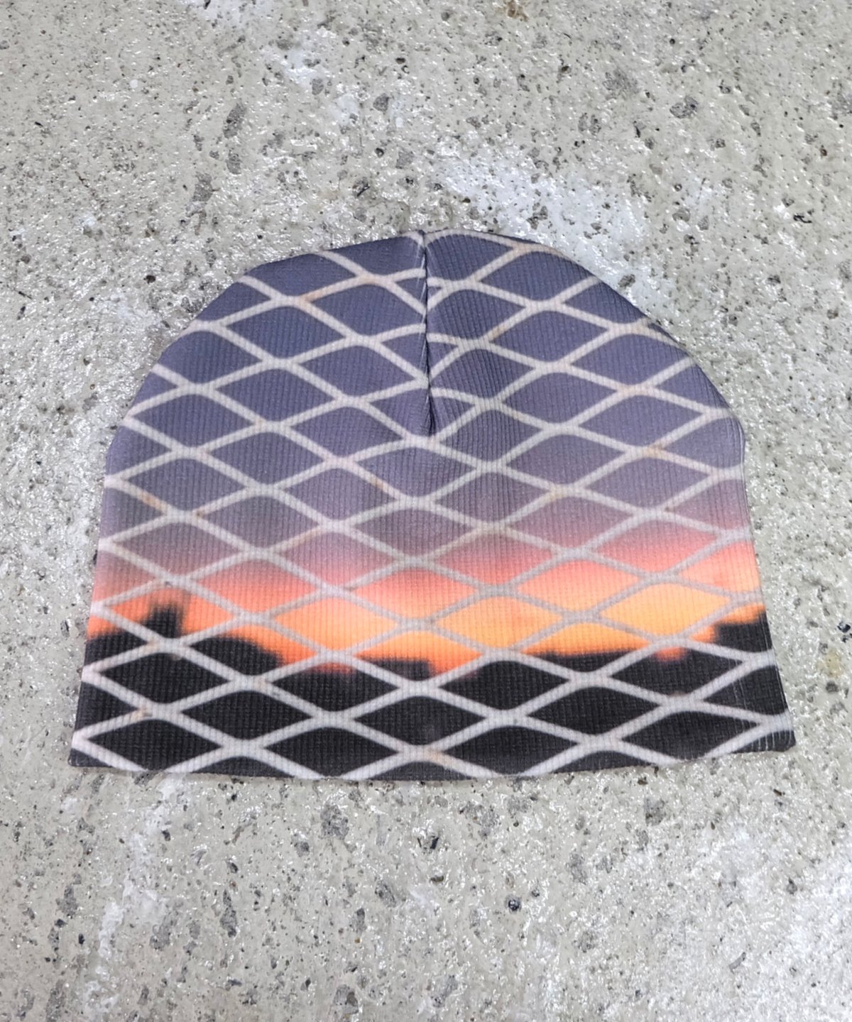 Labyrins Picture Beanie 13 | Shury