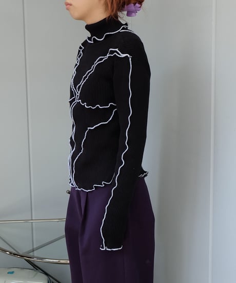 Frill Line Tops