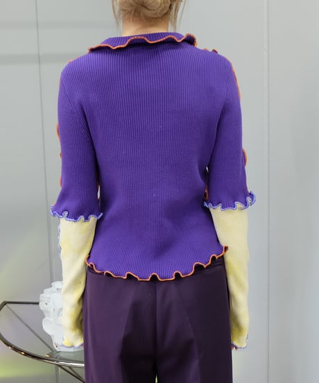 Frill Line Tops