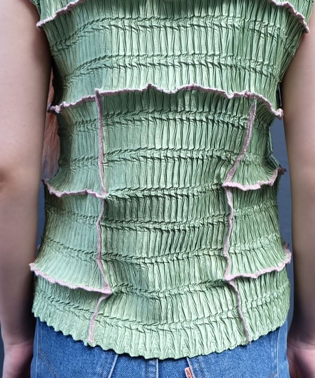 Frill Line Tops