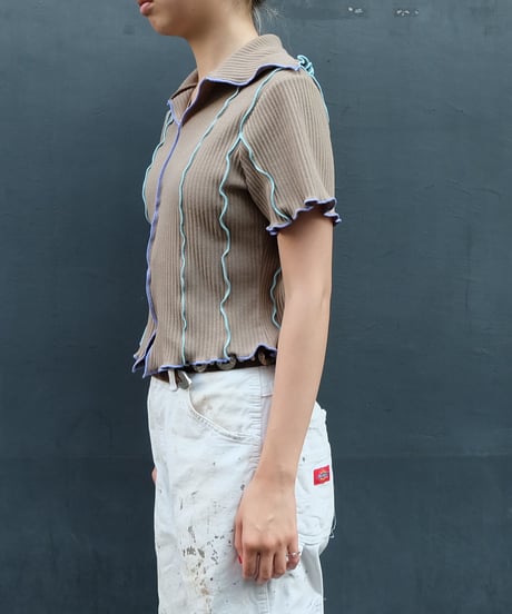 Frill Line Tops